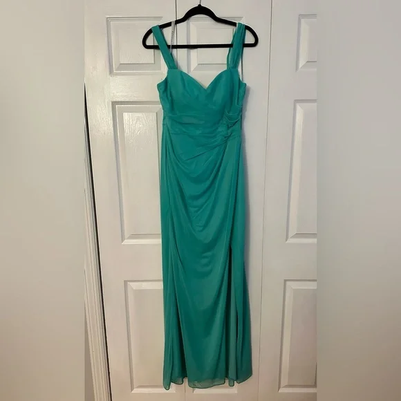 Azazie | Dresses | Azazie Bridesmaid Dress Spa Color Size 2 | Poshmark Azazie | Dresses | Azazie Bridesmaid Dress Spa Color Size 2 | Poshmark